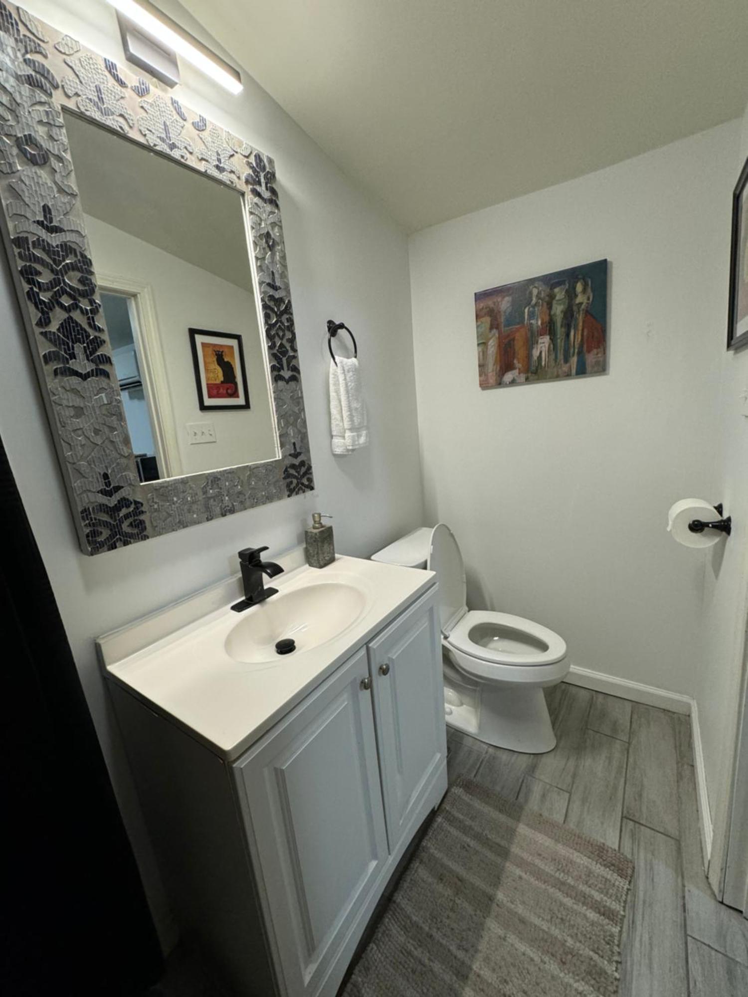 Apartment One Bedroom With Hot Tub 2 Blocks To Magazine Street New Orleans