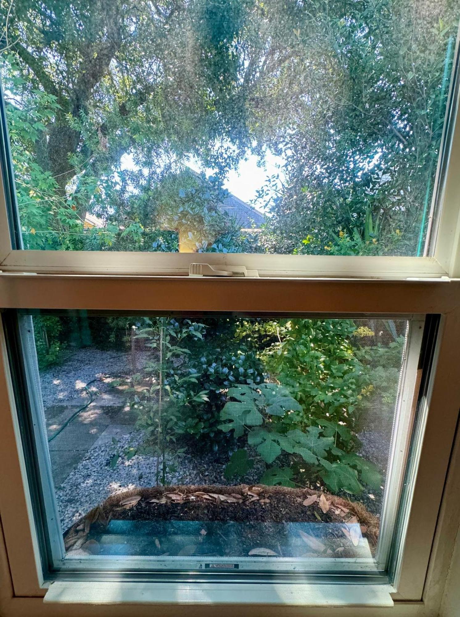 One Bedroom With Hot Tub 2 Blocks To Magazine Street *